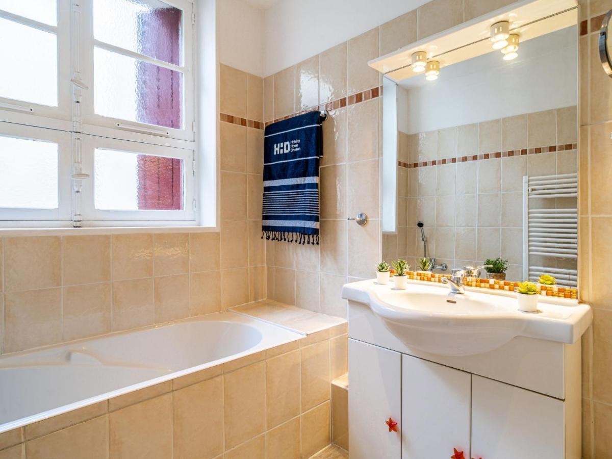 Apartment La Republique-1 By Interhome Biarritz Bagian luar foto